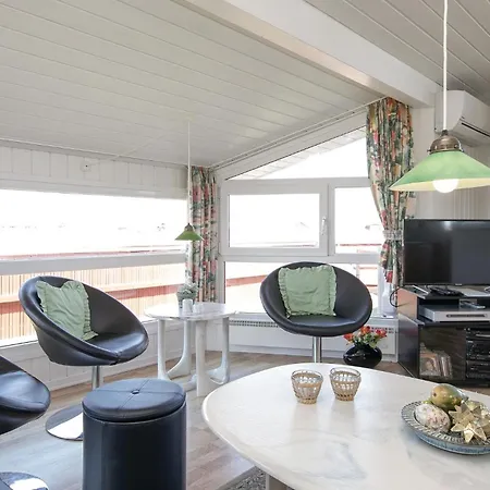 Casa de Férias Three-bedroom In Hjørring