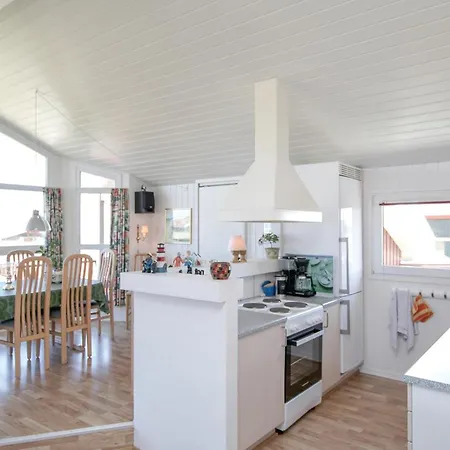 Casa de Férias Three-bedroom In Hjørring